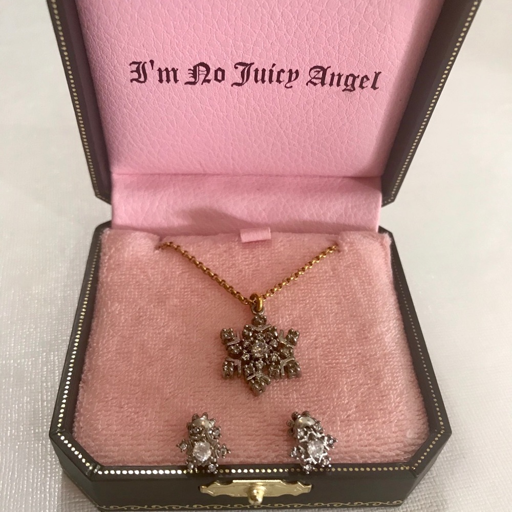 Juicy Couture Pavé Snowflake Set Necklace Earrings